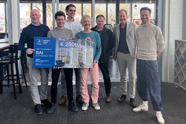 Bosch Architectuur Initiatief ontvangt cheque voor jeugdworkshops